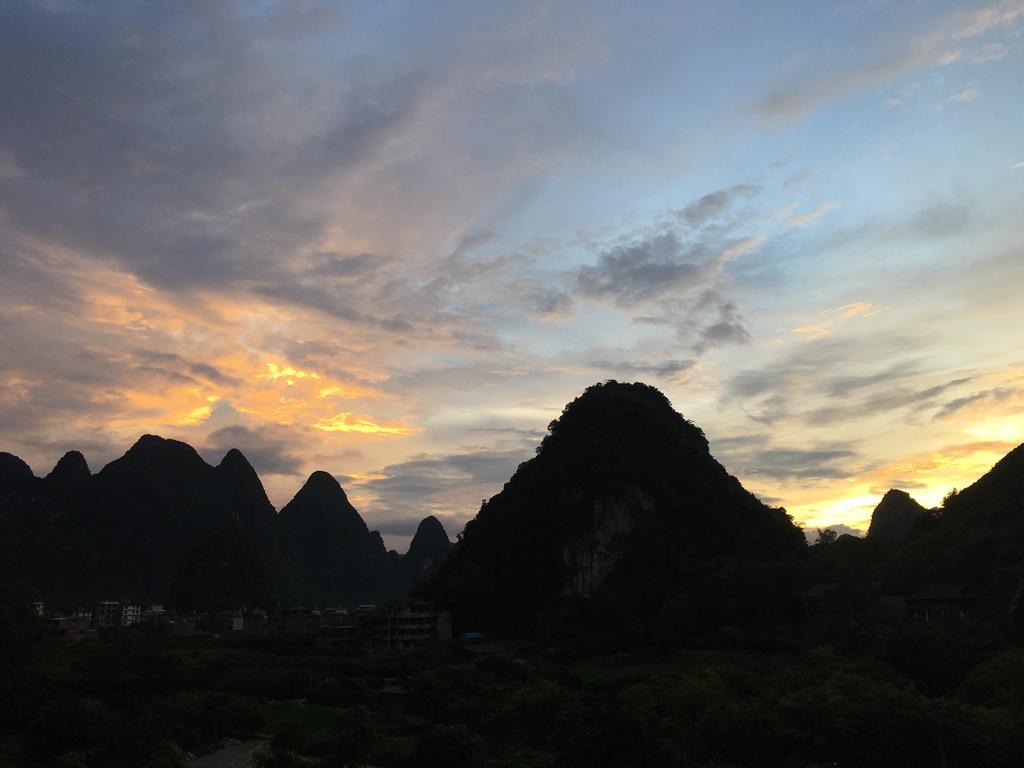 Hotel Zen Box House Yangshuo Exterior foto